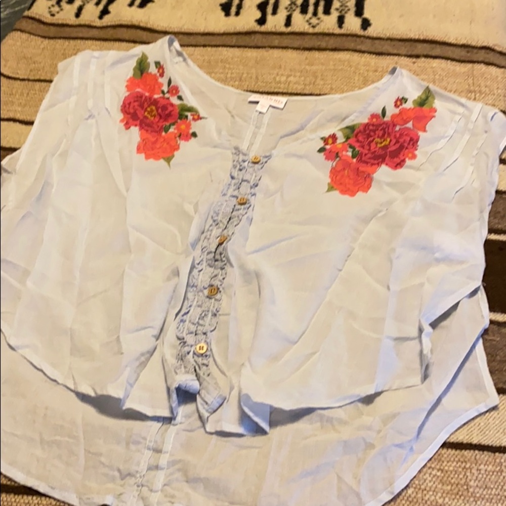 Boutique brand top. Size small.